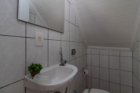 Casa à venda com 150m², 3 quartos e 1 vaga Casa à venda com 150m², 3 quartos e 1 vagaLavabo