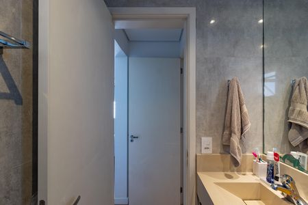 Apartamento para alugar com 60m², 2 quartos e 1 vaga Apartamento para alugar com 60m², 2 quartos e 1 vagaBanheiro da Suíte