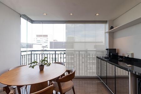Varanda de apartamento para alugar com 2 quartos, 60m² em Vila Anastácio, São Paulo
