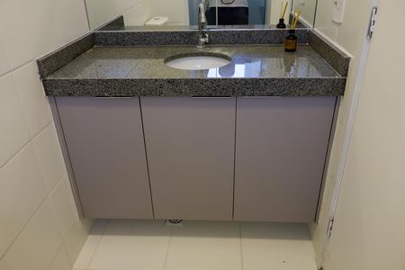 Apartamento à venda com 55m², 2 quartos e 1 vagaBanheiro da Suíte 2