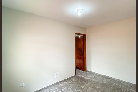 Casa para alugar com 42m², 1 quarto e 1 vaga Casa para alugar com 42m², 1 quarto e 1 vagaSala