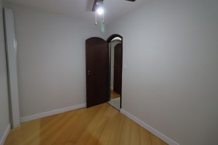 Apartamento para alugar com 92m², 3 quartos e 1 vagaQuarto 2