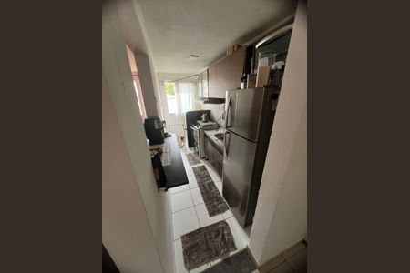 Cozinha de apartamento para alugar com 3 quartos, 59m² em Parque Sao Vicente, Mauá