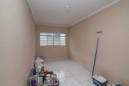 Casa para alugar com 160m², 5 quartos e 3 vagasQuarto 4 Fundos
