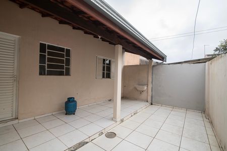 Casa para alugar com 160m², 5 quartos e 3 vagasÁrea Externa Fundos