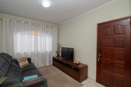 Casa para alugar com 160m², 5 quartos e 3 vagasSala