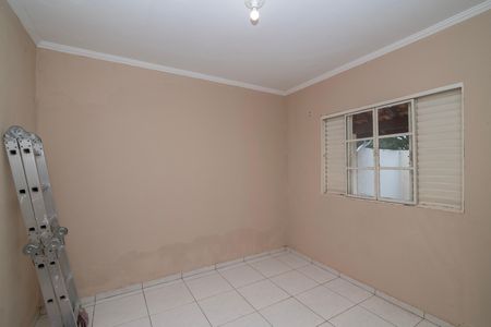 Casa para alugar com 160m², 5 quartos e 3 vagasQuarto 5 Fundos