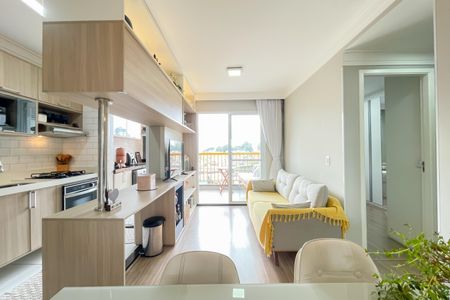 Sala de apartamento à venda com 2 quartos, 57m² em Bela Vista, Osasco