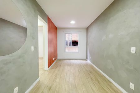 Apartamento à venda com 45m², 2 quartos e 1 vaga Apartamento à venda com 45m², 2 quartos e 1 vagaSala