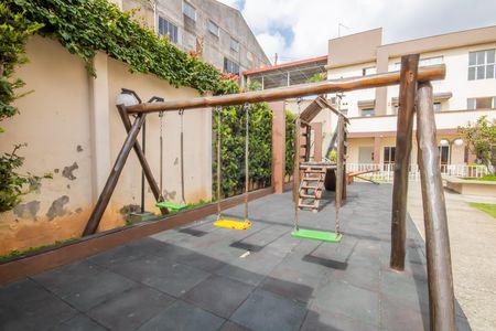 Apartamento à venda com 45m², 2 quartos e 1 vaga Apartamento à venda com 45m², 2 quartos e 1 vagaÁrea comum - Playground