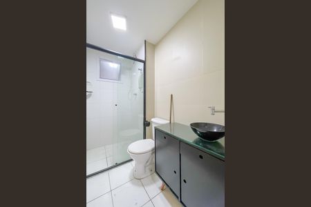 Apartamento à venda com 45m², 2 quartos e 1 vaga Apartamento à venda com 45m², 2 quartos e 1 vagaBanheiro