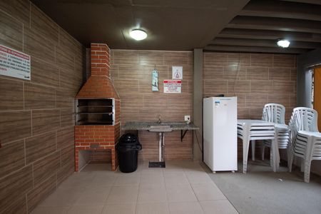 Apartamento à venda com 45m², 2 quartos e 1 vaga Apartamento à venda com 45m², 2 quartos e 1 vagaÁrea comum - Churrasqueira