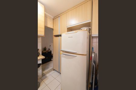 Apartamento à venda com 50m², 2 quartos e 1 vaga Apartamento à venda com 50m², 2 quartos e 1 vagaCozinha e Área de Serviço
