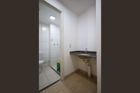 Apartamento para alugar com 37m², 2 quartos e sem vaga Apartamento para alugar com 37m², 2 quartos e sem vagaBanheiro