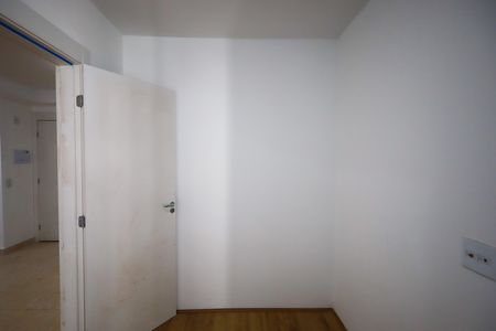 Quarto 1 de apartamento para alugar com 2 quartos, 37m² em Vila Isa, São Paulo