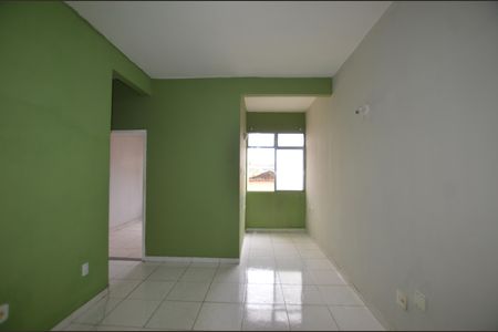 Sala de apartamento para alugar com 2 quartos, 50m² em Vaz Lobo, Rio de Janeiro
