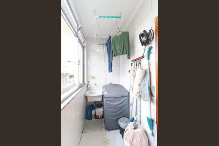 Casa para alugar com 62m², 2 quartos e 1 vaga