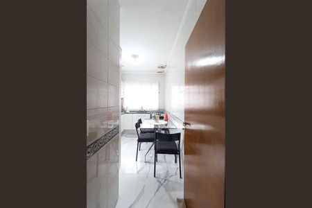 Casa para alugar com 62m², 2 quartos e 1 vaga