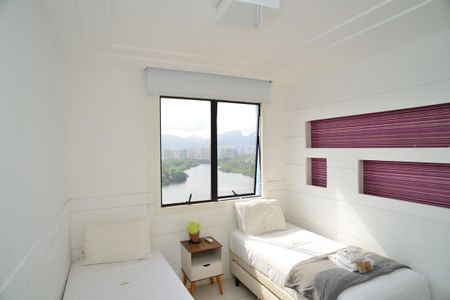 Quarto de apartamento para alugar com 3 quartos, 194m² em Barra da Tijuca, Rio de Janeiro