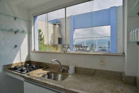 Apartamento à venda com 194m², 3 quartos e 3 vagas