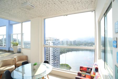 Apartamento à venda com 194m², 3 quartos e 3 vagas