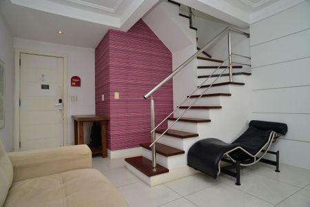 Sala de apartamento para alugar com 3 quartos, 194m² em Barra da Tijuca, Rio de Janeiro