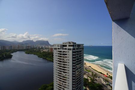 Apartamento à venda com 194m², 3 quartos e 3 vagas