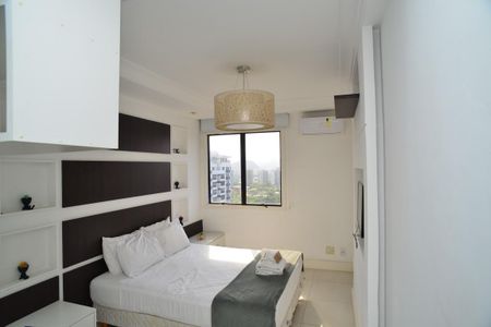 Apartamento à venda com 194m², 3 quartos e 3 vagas Apartamento à venda com 194m², 3 quartos e 3 vagasSuíte