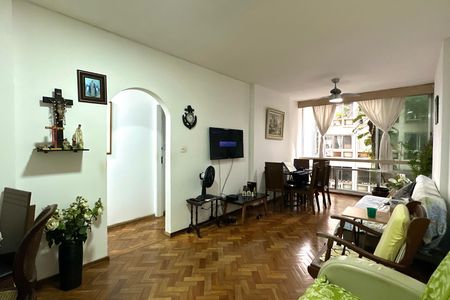 Apartamento para alugar com 77m², 3 quartos e sem vaga Apartamento para alugar com 77m², 3 quartos e sem vagaSala