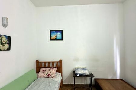 Apartamento para alugar com 77m², 3 quartos e sem vaga