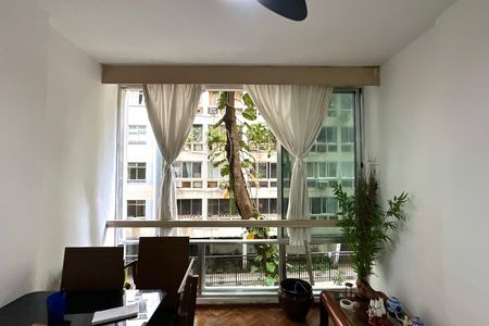 Apartamento para alugar com 77m², 3 quartos e sem vaga Apartamento para alugar com 77m², 3 quartos e sem vagaSala