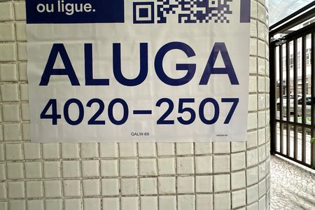 Apartamento para alugar com 77m², 3 quartos e sem vaga