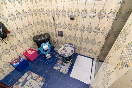 Casa à venda com 278m², 4 quartos e 2 vagasBanheiro Social