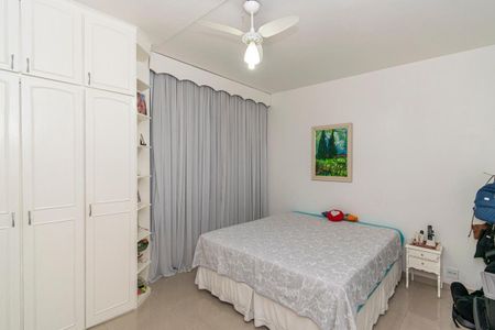 Casa à venda com 278m², 4 quartos e 2 vagasQuarto 2