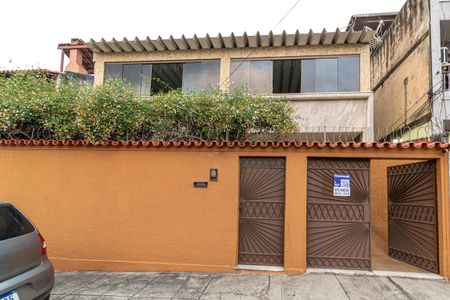 Casa à venda com 278m², 4 quartos e 2 vagasFachada do Imóvel