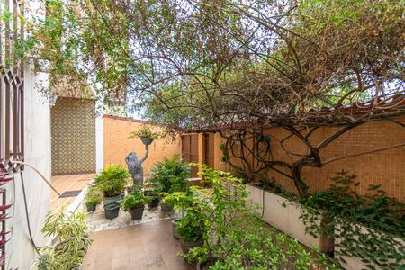 Casa à venda com 278m², 4 quartos e 2 vagasVaranda da frente
