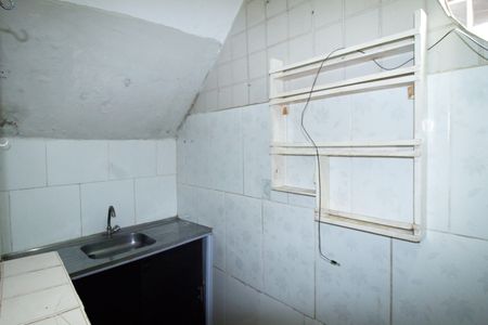 Cozinha de apartamento para alugar com 1 quarto, 50m² em Vista Alegre, Rio de Janeiro