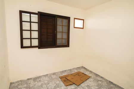 Quarto 2 de casa para alugar com 3 quartos, 120m² em Guaratiba, Rio de Janeiro