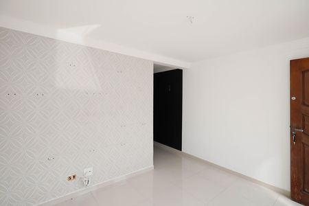 Sala  de casa à venda com 2 quartos, 95m² em Vila Rosa, São Paulo