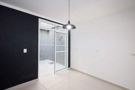 Casa à venda com 95m², 2 quartos e 4 vagas Casa à venda com 95m², 2 quartos e 4 vagasCozinha