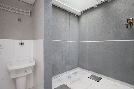 Casa à venda com 95m², 2 quartos e 4 vagas Casa à venda com 95m², 2 quartos e 4 vagasÁrea de Serviço coberta
