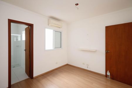 Casa à venda com 95m², 2 quartos e 4 vagas Casa à venda com 95m², 2 quartos e 4 vagasSuíte 1