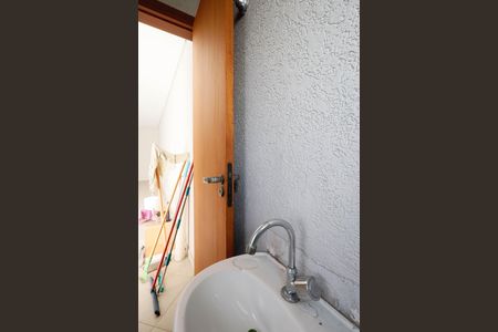 Casa à venda com 95m², 2 quartos e 4 vagas Casa à venda com 95m², 2 quartos e 4 vagasLavabo Garagem