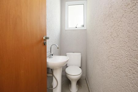 Casa à venda com 95m², 2 quartos e 4 vagasLavabo Garagem