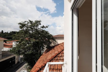 Casa à venda com 95m², 2 quartos e 4 vagas Casa à venda com 95m², 2 quartos e 4 vagasVaranda