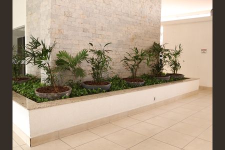 Apartamento à venda com 60m², 2 quartos e 2 vagasHall social