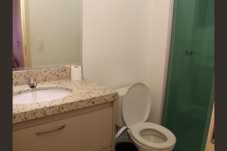 Apartamento à venda com 60m², 2 quartos e 2 vagasBanheiro do corredor