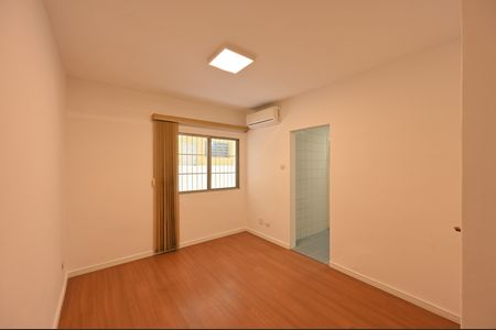 Apartamento à venda com 64m², 2 quartos e 1 vagaSala