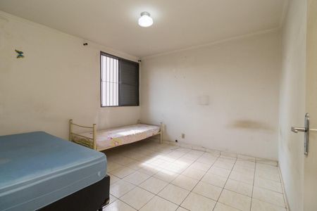 Quarto 2 de apartamento para alugar com 2 quartos, 55m² em Jardim Santa Adelia, São Paulo