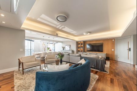 Apartamento à venda com 305m², 4 quartos e 4 vagas Apartamento à venda com 305m², 4 quartos e 4 vagasSala
